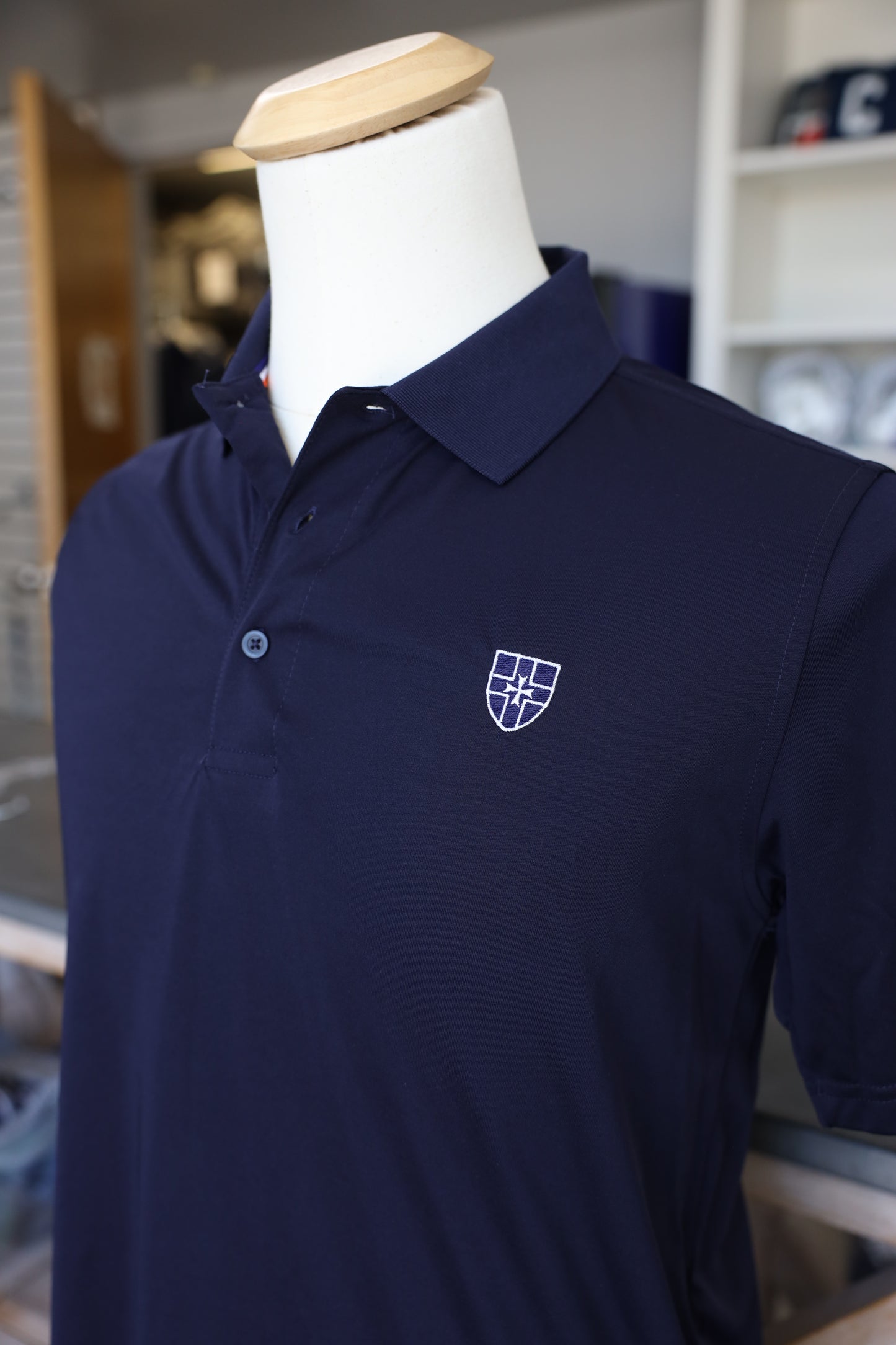 Performance Polo w/ Crest