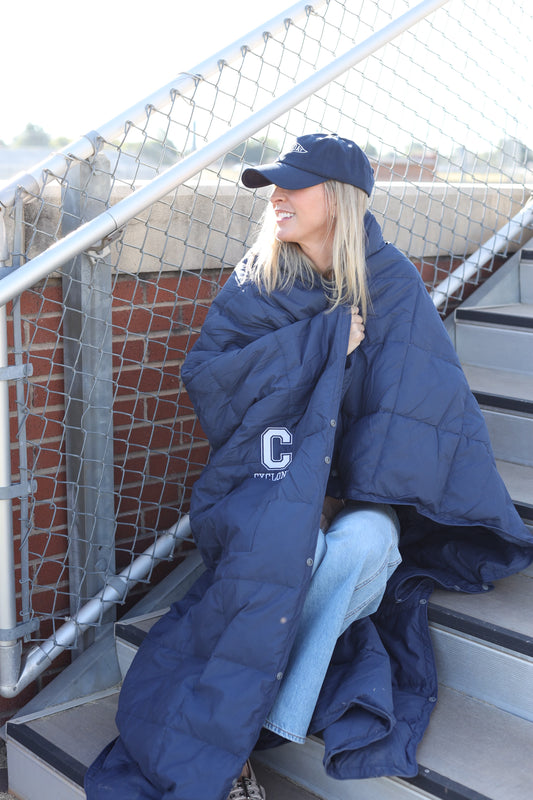 Outdoor Wearable Goose Feather & Down Blanket